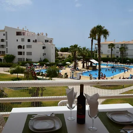 Lovely Estrela Vau - Swimming Pool View